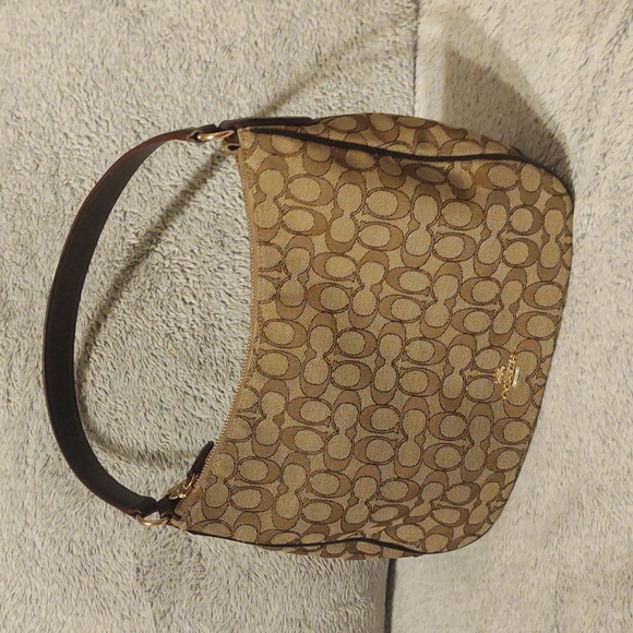 COACH Outline Signature Hobo EUC!! [FINAL PRICE] - Picture 2 of 13